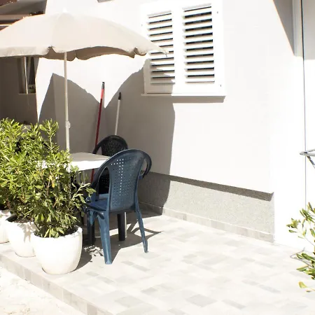 By The Sea Grebastica, - 16337 Apartment Sibenik