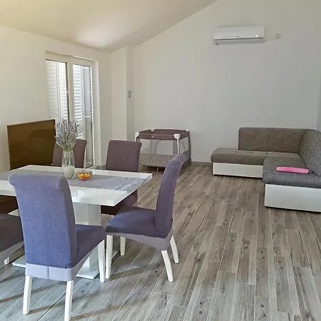 By The Sea Grebastica, - 16337 *