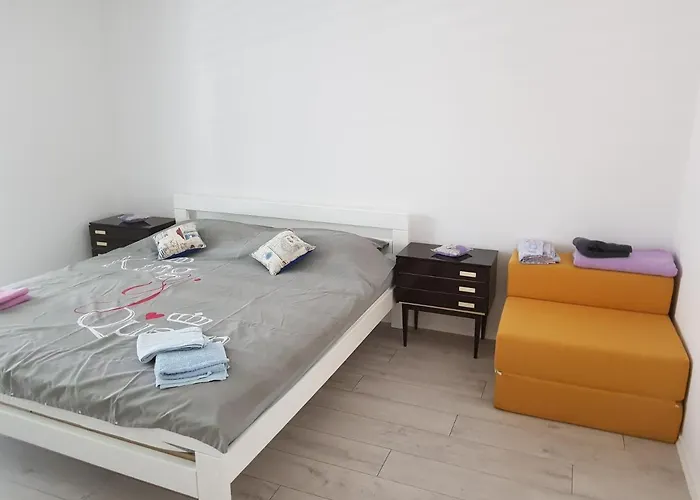 By The Sea Grebastica, - 16337 *