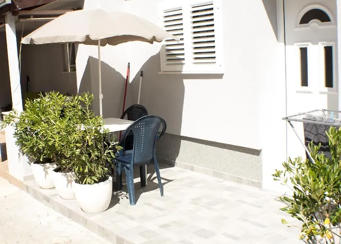 By The Sea Grebastica, - 16337 Apartment Sibenik