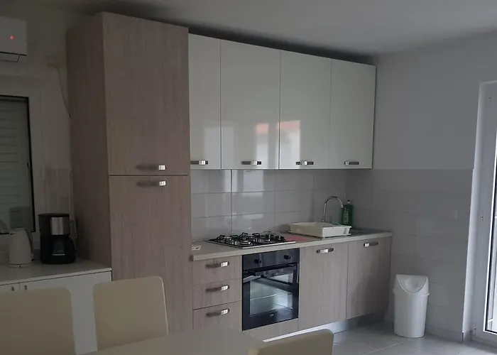 Apartment By The Sea Grebastica, - 16337